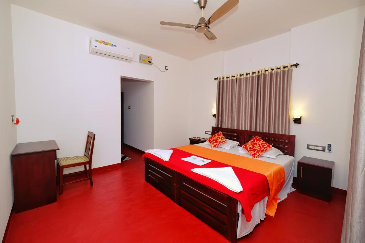 Marari Ebin Charlys Apartamento Mararikulam Exterior foto